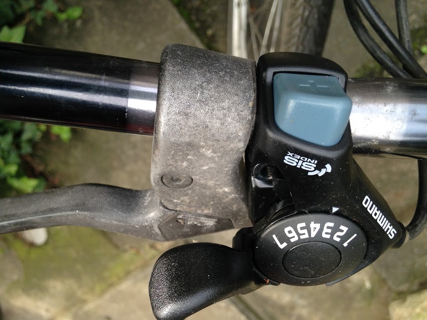 9 25 ディオーレlxのラピッドファイヤー台座を切り落とし サムシフターに交換した 二丁目で働く社長の日記