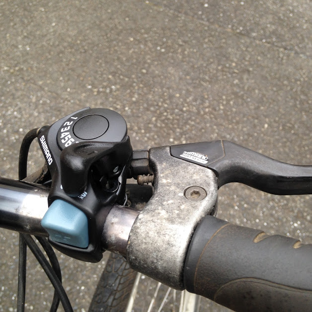 自転車 シフター